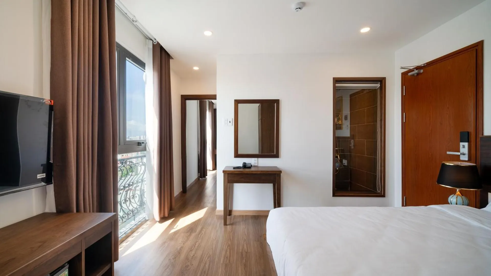 Langmandi Hotel & Apartment دا نانغ