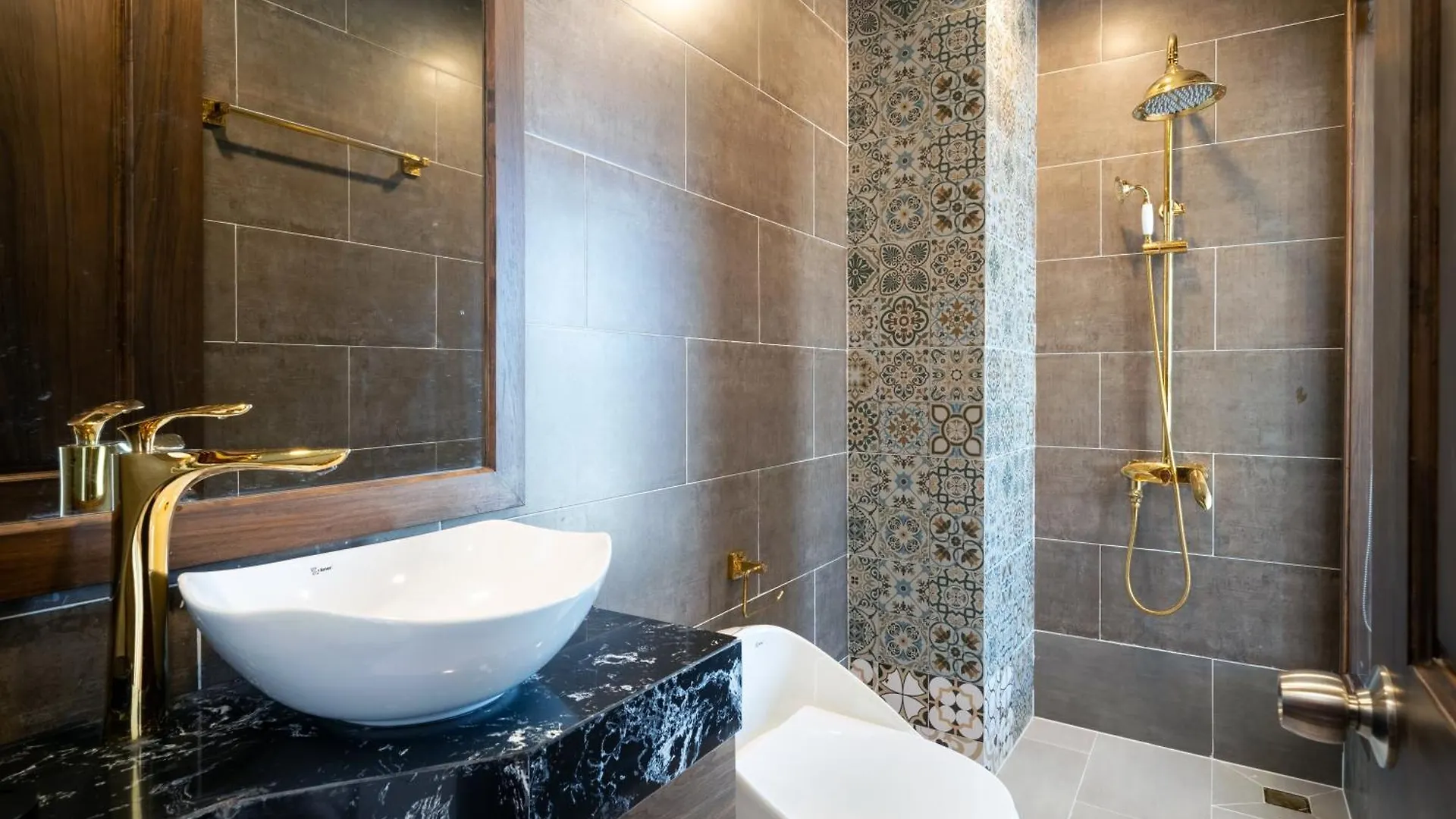 Langmandi Hotel & Apartment دا نانغ